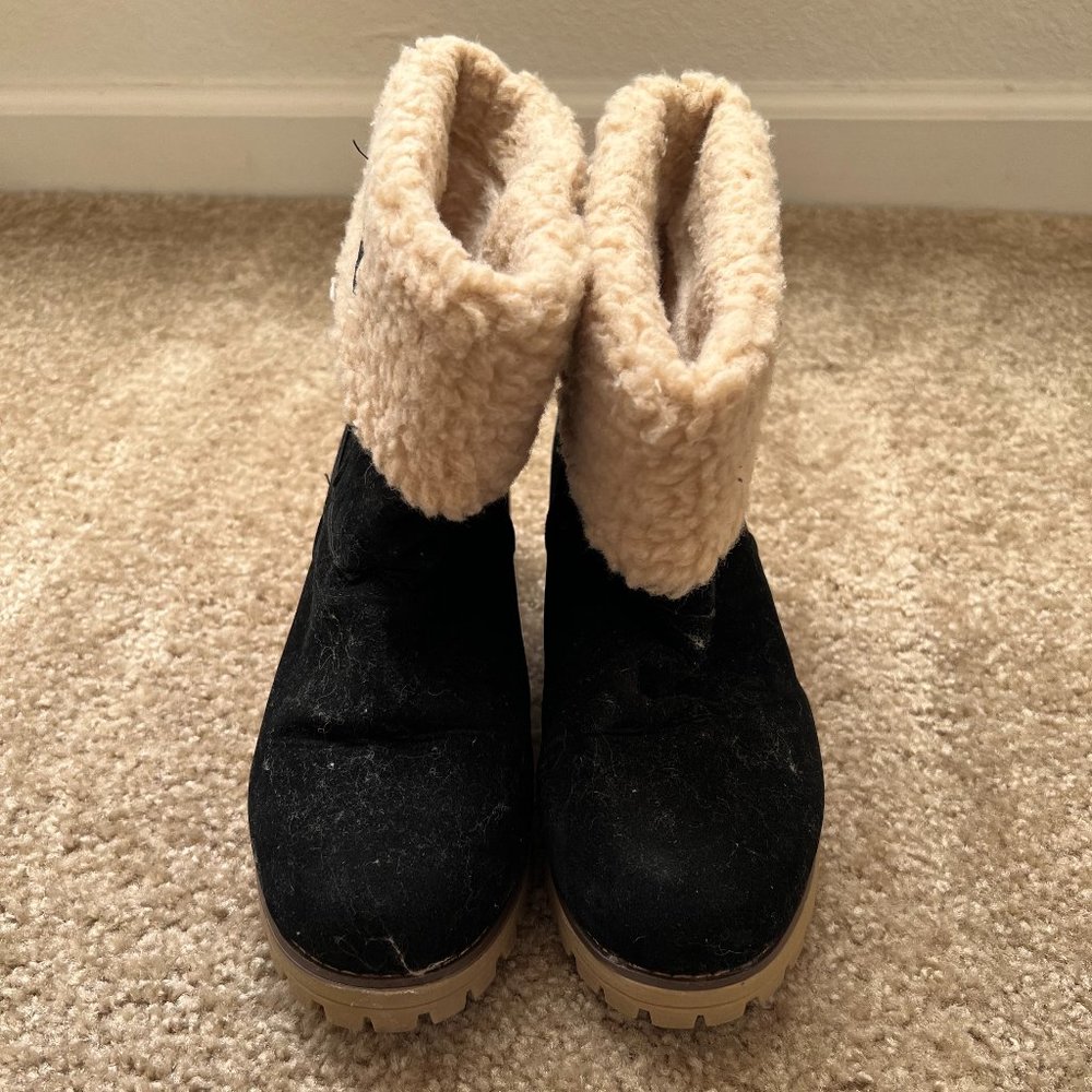 Womens' Boots